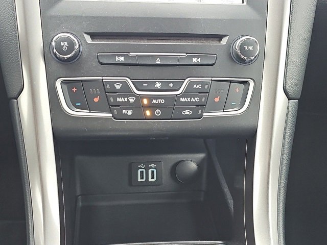 Used 2019 Ford Fusion SEL image 6