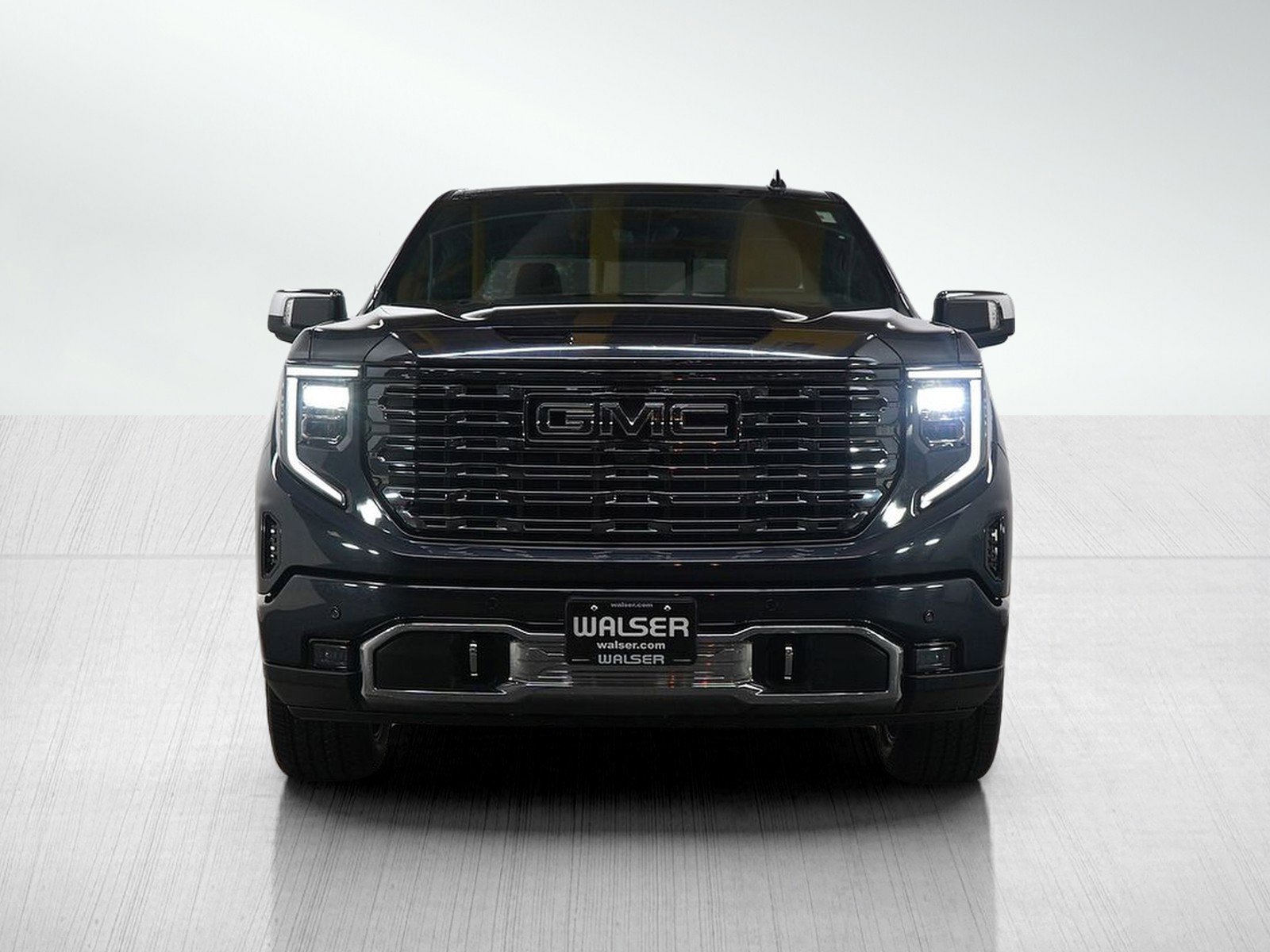 Used 2024 GMC Sierra 1500 Denali Ultimate image 8