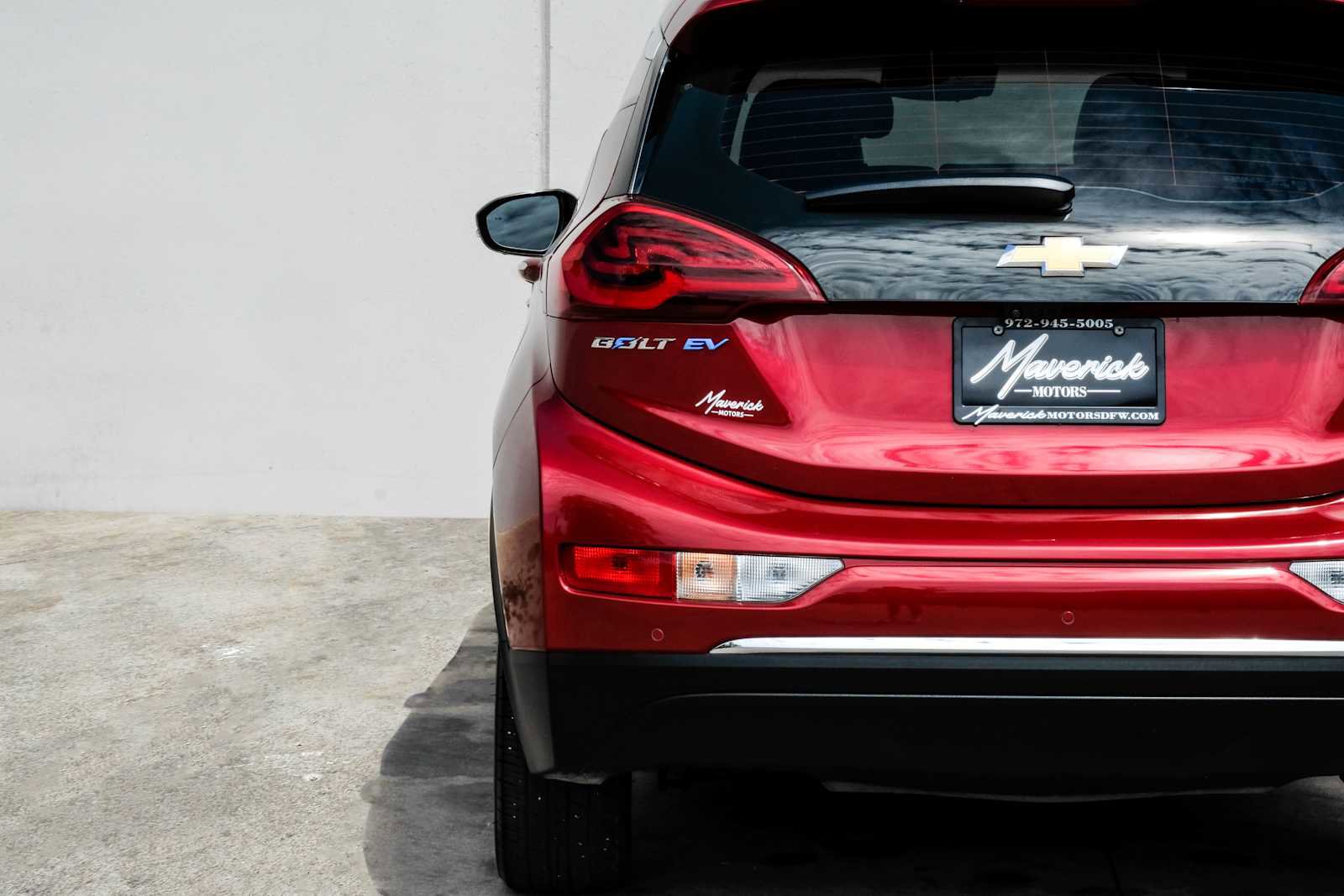 Used 2020 Chevrolet Bolt Premier w/ Infotainment Package image 47