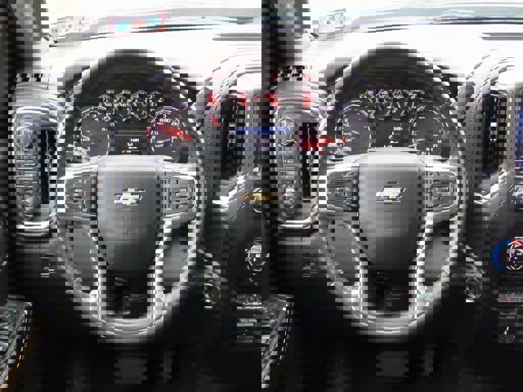 Used 2020 Chevrolet Silverado 1500 LT w/ All-Star Edition image 21