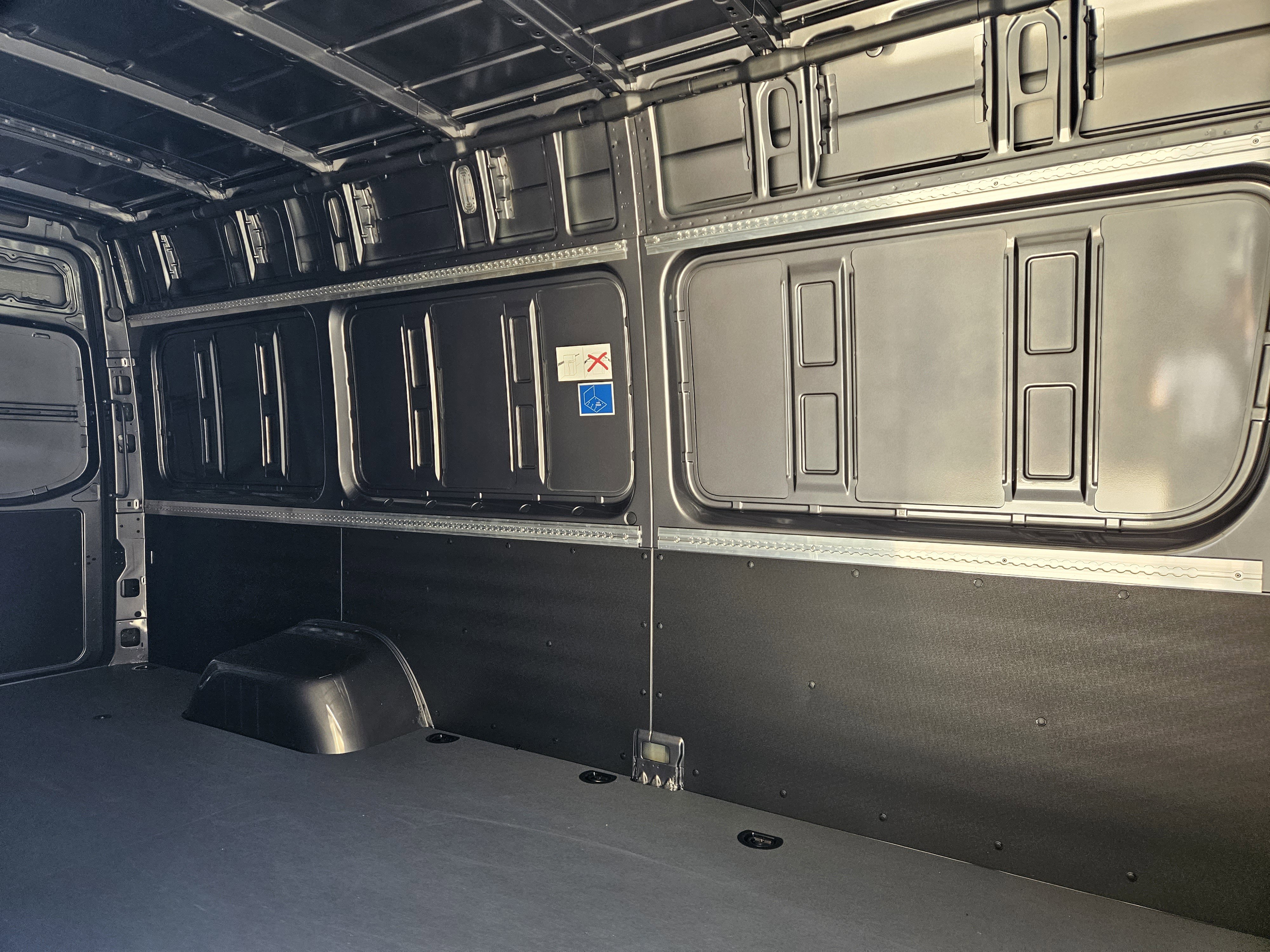 Used 2024 Mercedes-Benz Sprinter 3500 image 30