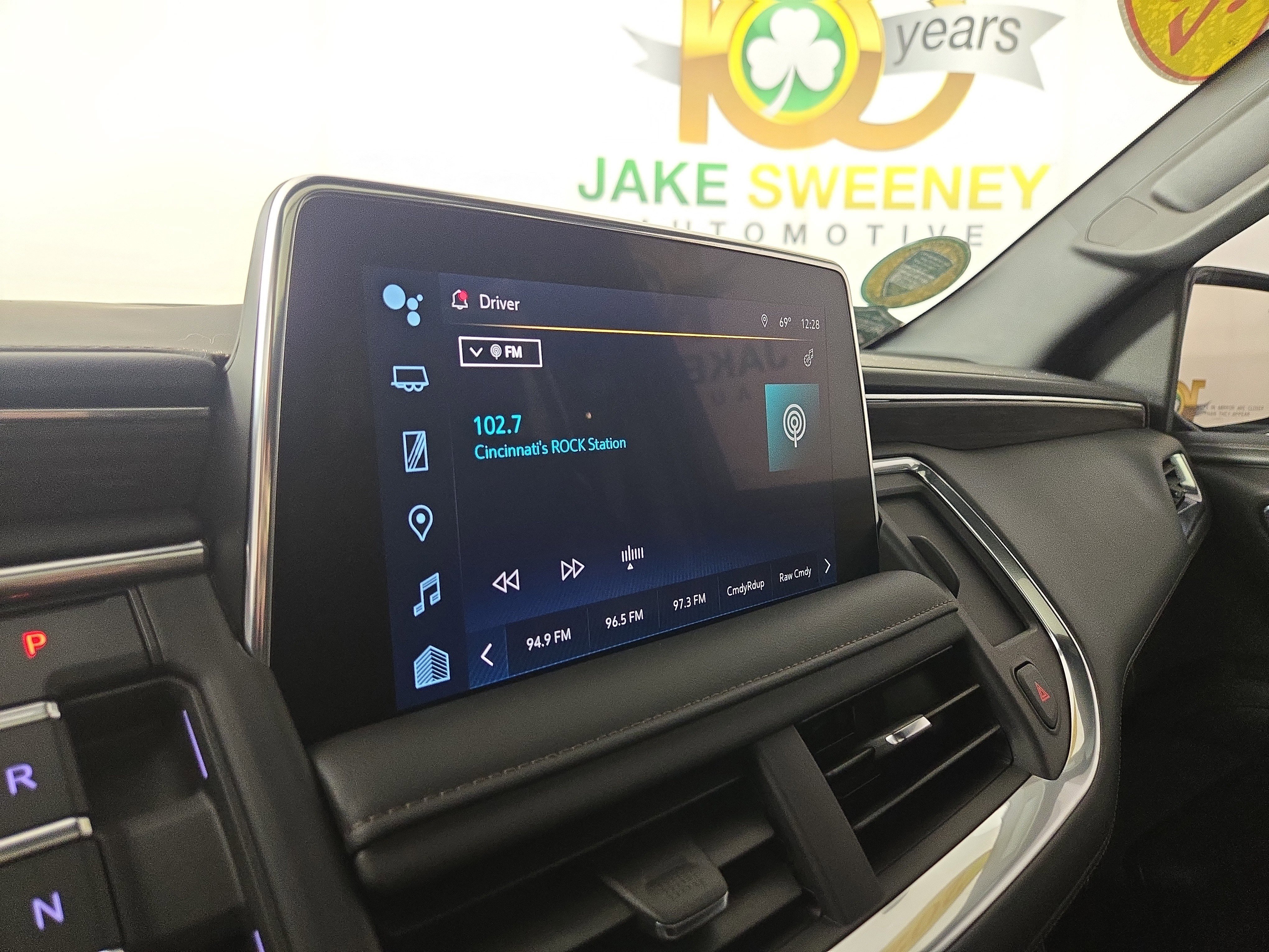 Certified 2024 Chevrolet Tahoe High Country AWD/4WD image 20