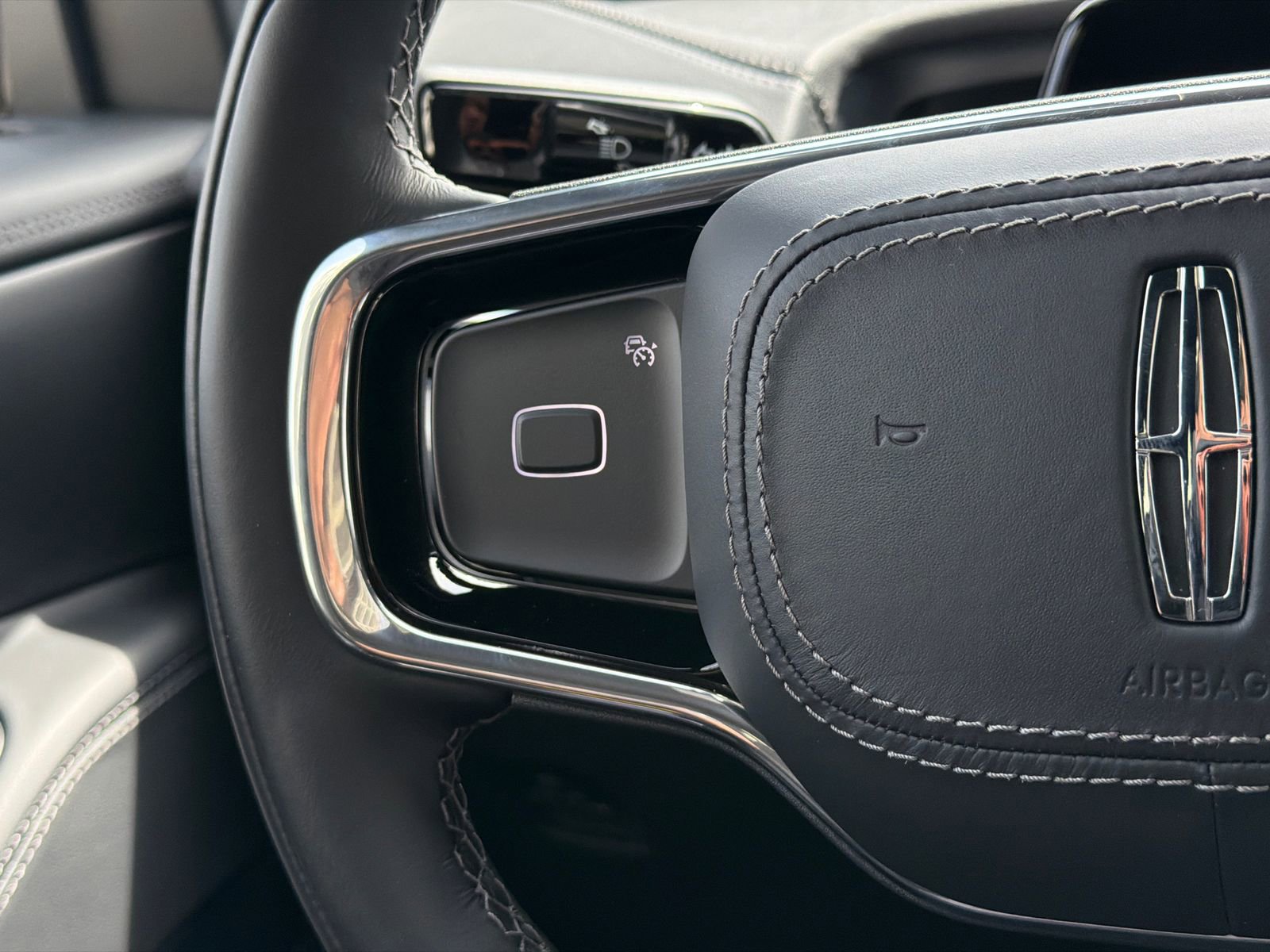 New 2026 Lincoln Navigator L Reserve image 25