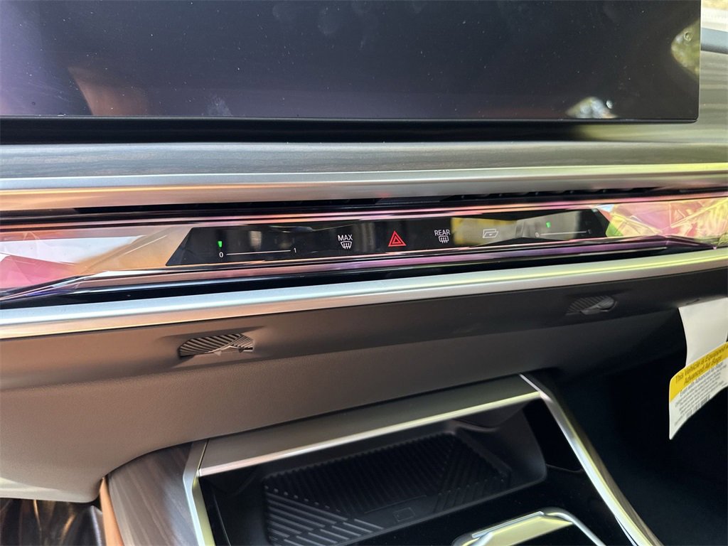New 2026 BMW 740i xDrive image 17