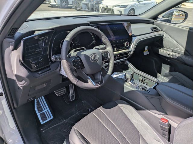 New 2026 Lexus TX 500h AWD image 12