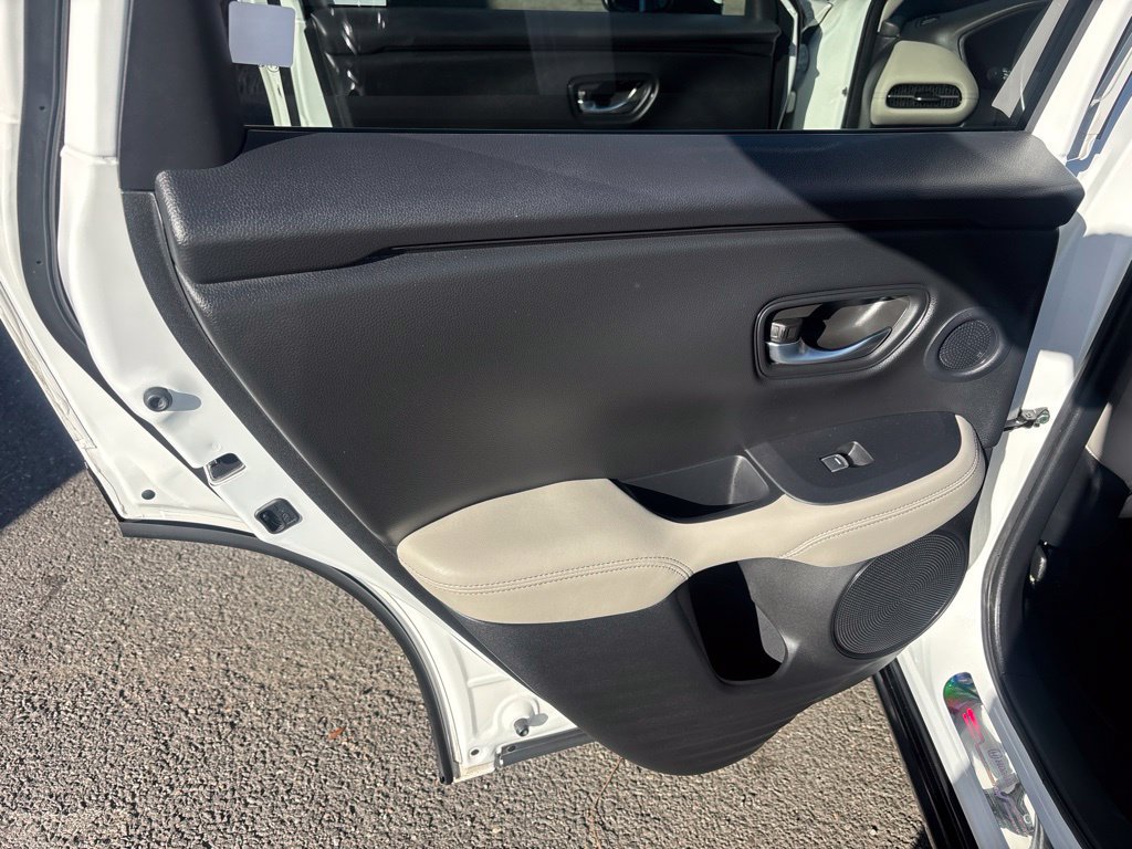 Used 2024 Honda HR-V EX-L image 19
