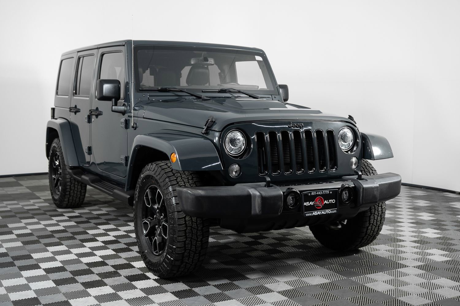 Used 2018 Jeep Wrangler Unlimited Sahara image 10