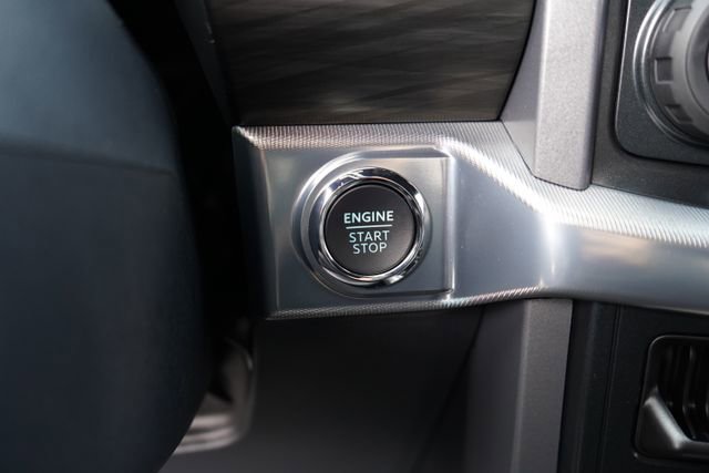 Used 2025 Ford F150 Lariat w/ Equipment Group 501A Mid image 21
