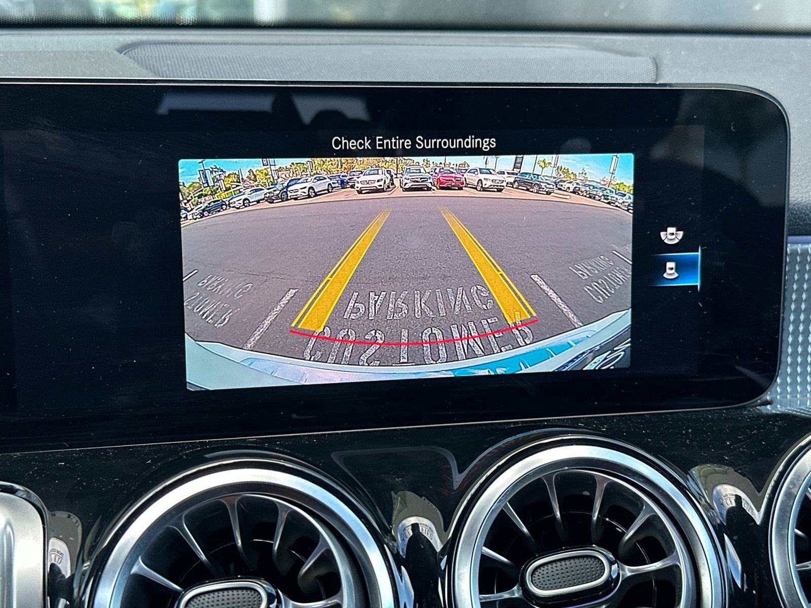 Certified 2022 Mercedes-Benz GLB 250 image 20