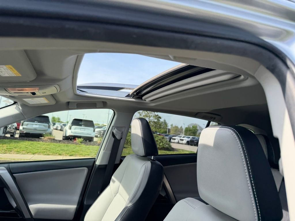 Used 2018 Toyota RAV4 Limited w/ Protection Package AWD/4WD image 6