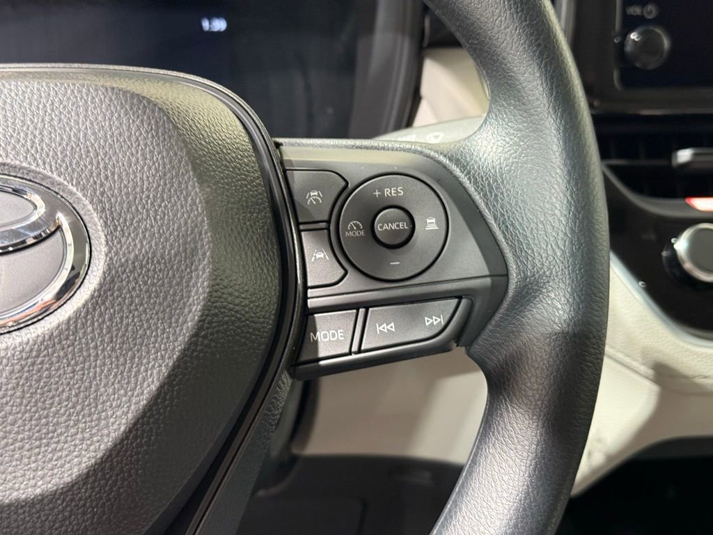 New 2026 Toyota Corolla Cross L image 24