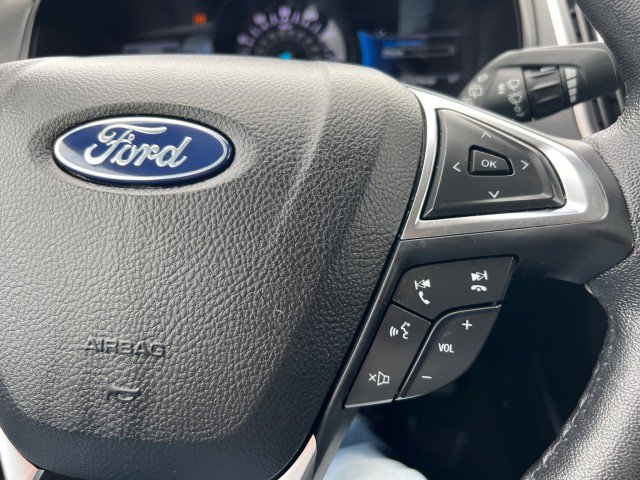 Certified 2022 Ford Edge SEL w/ Sport Appearance Package AWD/4WD image 16