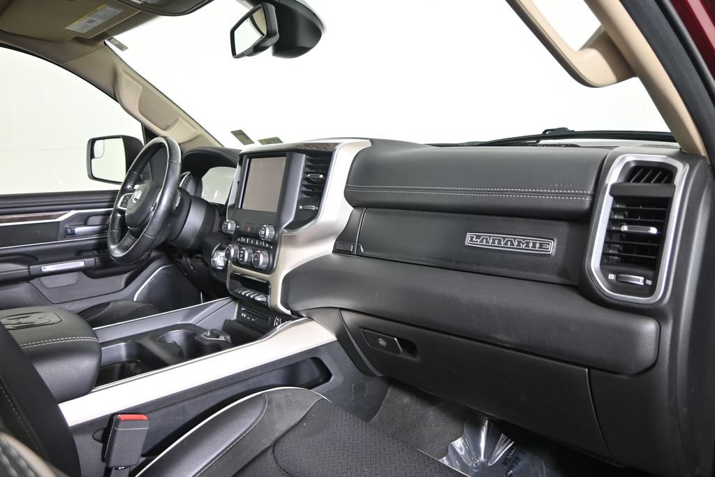 Used 2019 RAM 1500 Laramie AWD/4WD image 15