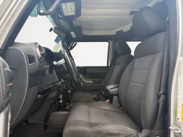 Used 2011 Jeep Wrangler Unlimited Sport AWD/4WD video 2