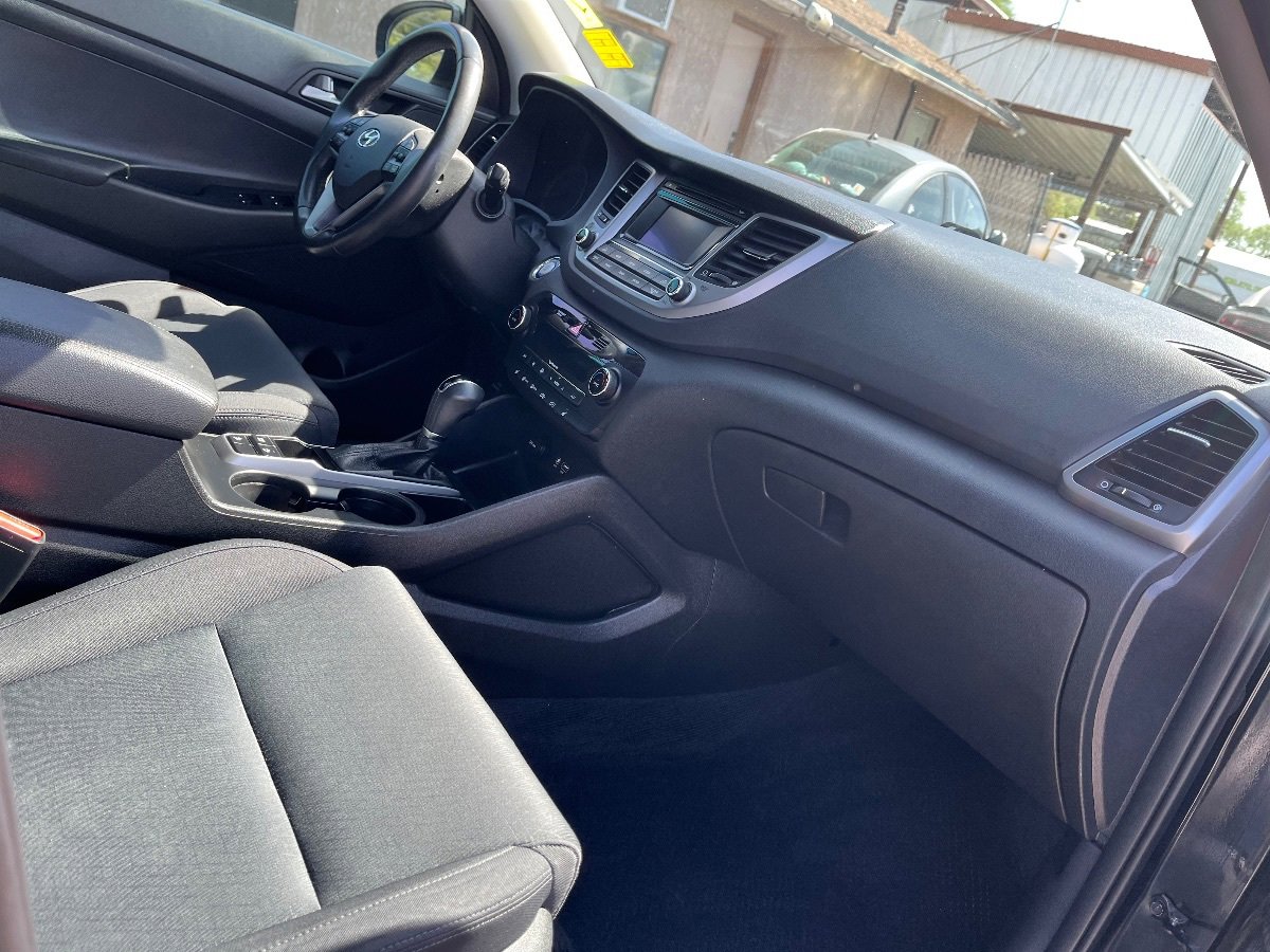 Used 2017 Hyundai Tucson Value FWD image 36