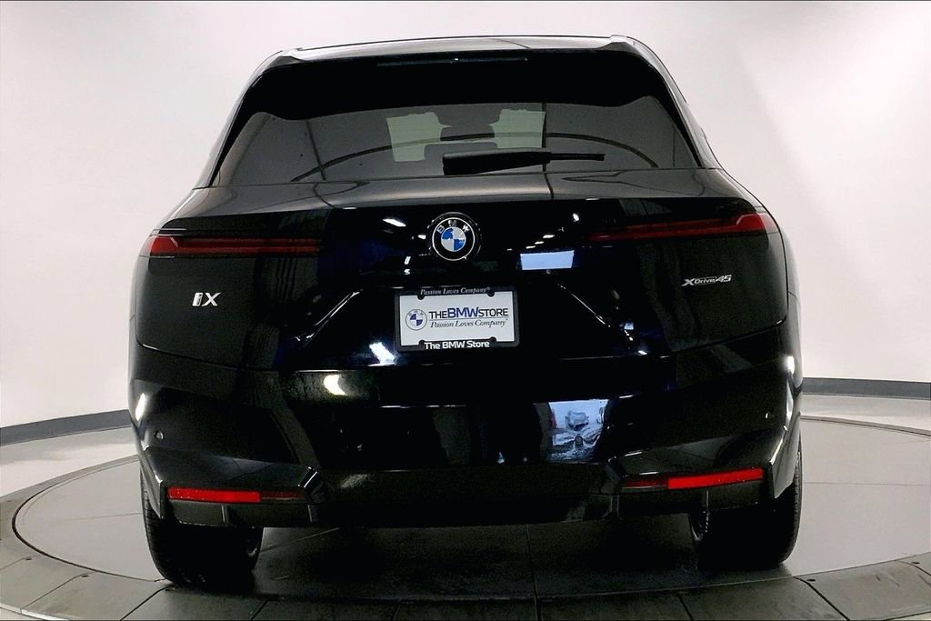 New 2026 BMW iX xDrive45 image 3
