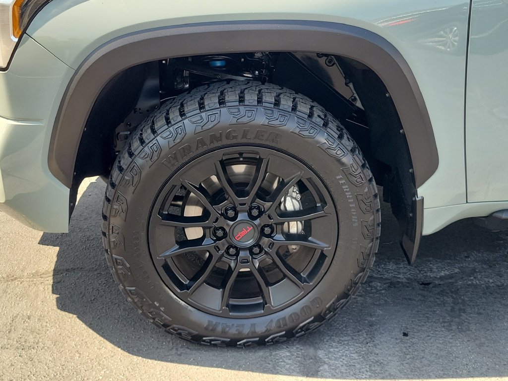 Used 2023 Toyota Tundra Limited w/ TRD Off-Road Package AWD/4WD image 6