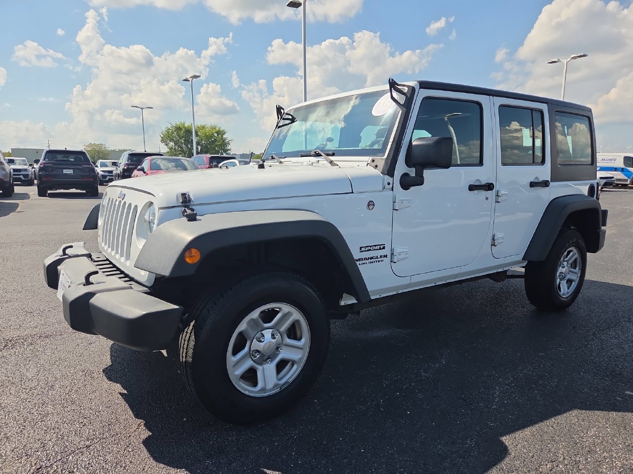 Used 2016 Jeep Wrangler Unlimited Sport w/ Connectivity Group AWD/4WD image 3