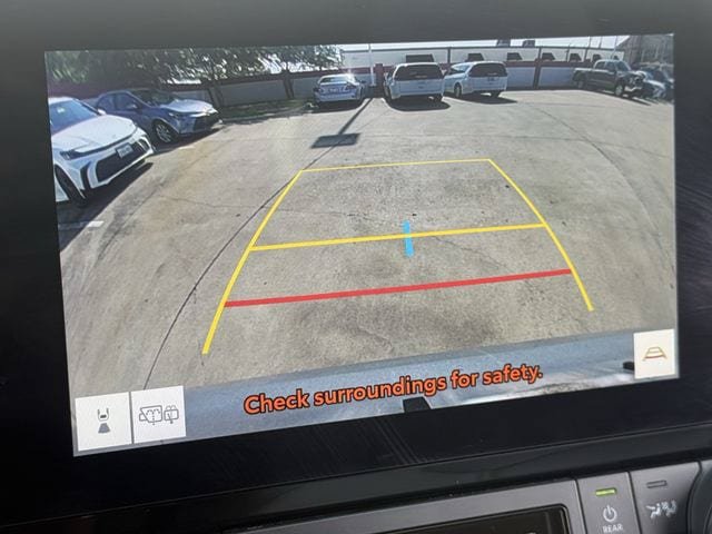 Used 2024 Toyota Grand Highlander FWD image 17