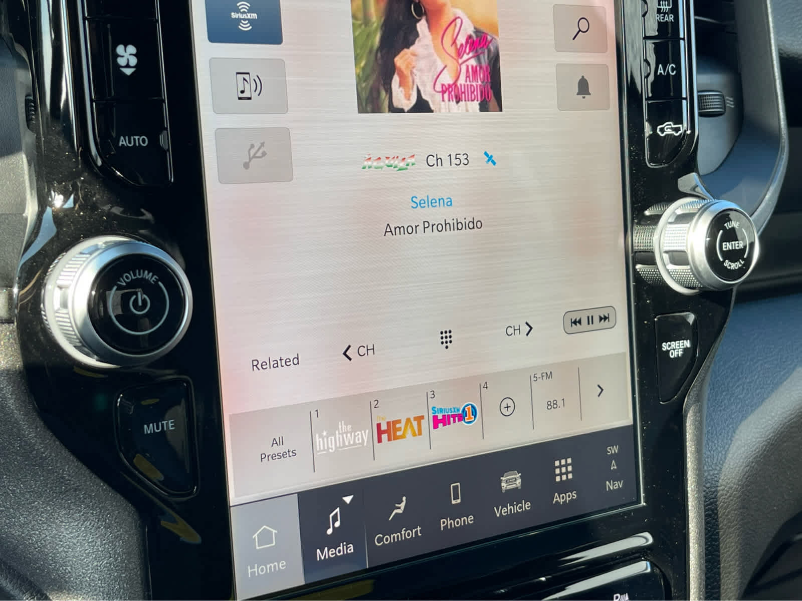 New 2026 RAM 2500 Tradesman image 16