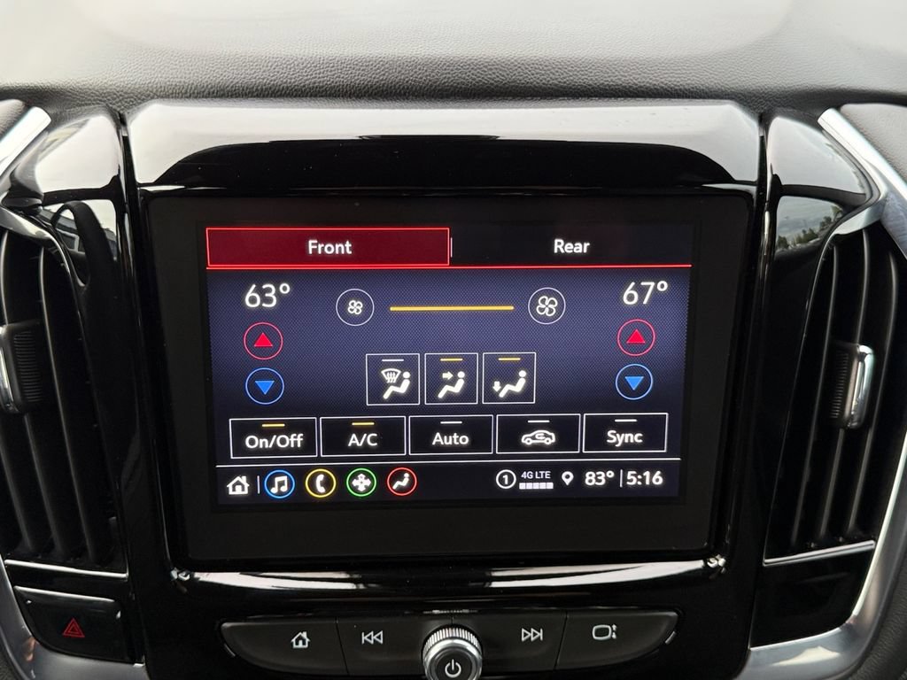 Used 2023 Chevrolet Traverse LT FWD image 16