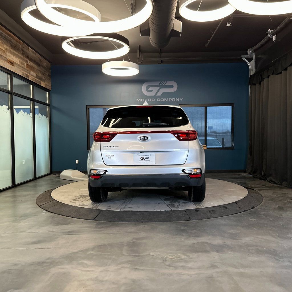 Used 2020 Kia Sportage LX AWD/4WD image 4
