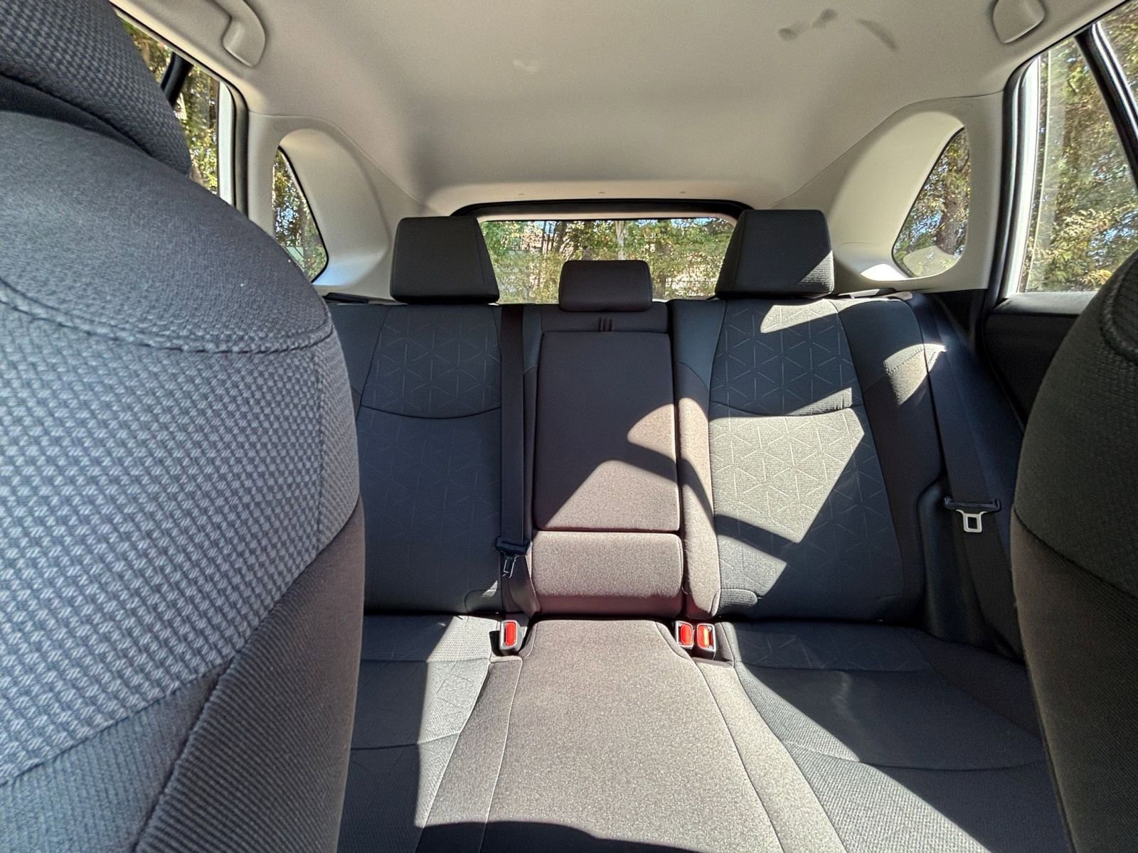 Used 2025 Toyota RAV4 XLE image 38