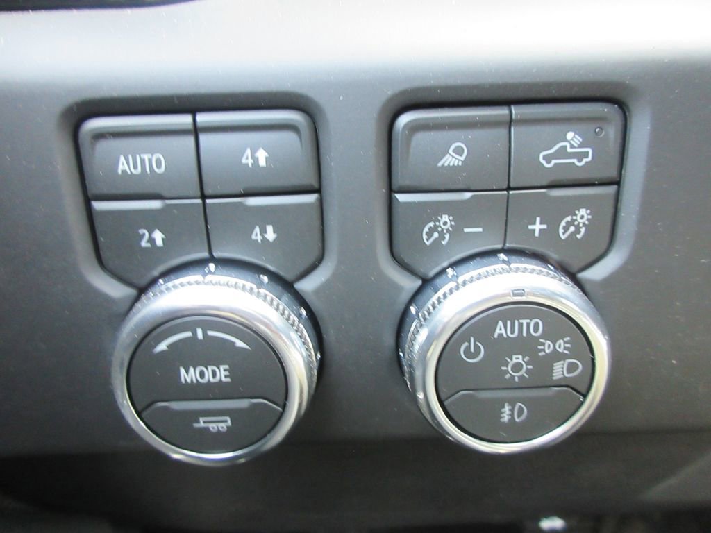 New 2026 GMC Sierra 1500 AT4X w/ AT4X AEV Edition image 17