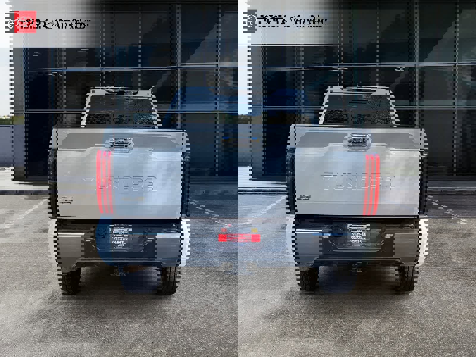 Used 2024 Toyota Tundra Limited image 10