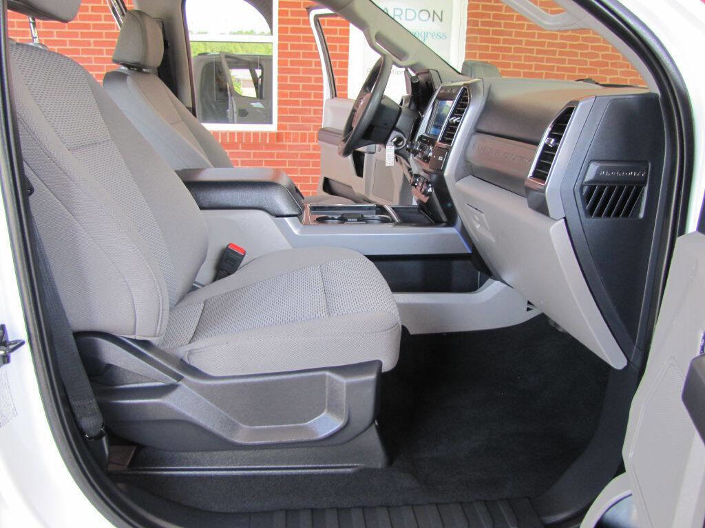 Used 2022 Ford F250 XLT w/ Black Appearance Package image 20