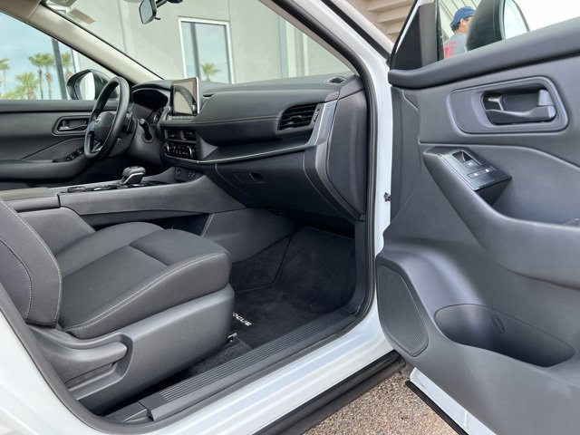 Certified 2025 Nissan Rogue S image 23