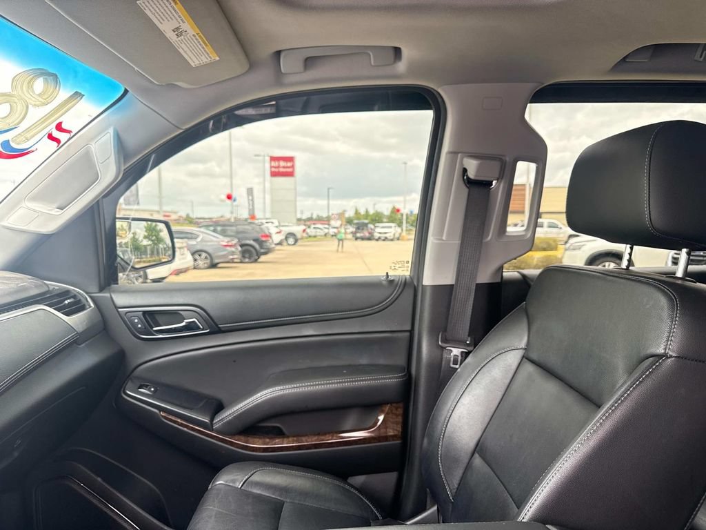 Used 2018 Chevrolet Suburban LT AWD/4WD image 23