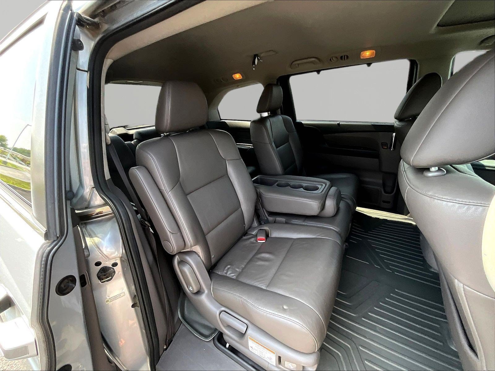 Used 2014 Honda Odyssey EX-L image 25
