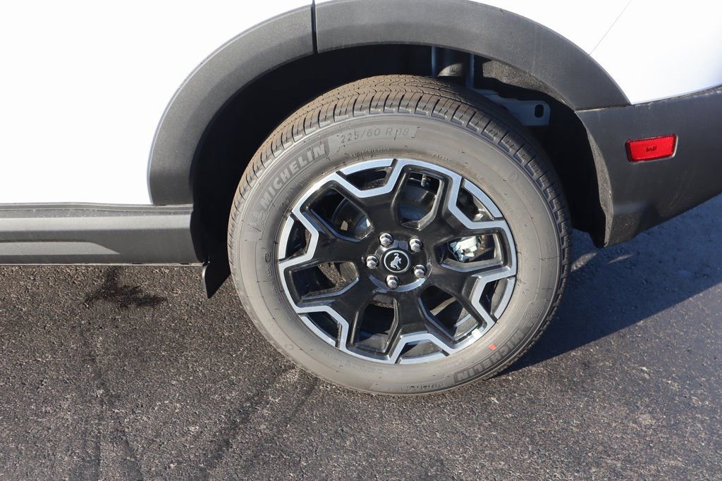 New 2025 Ford Bronco Sport Outer Banks image 18