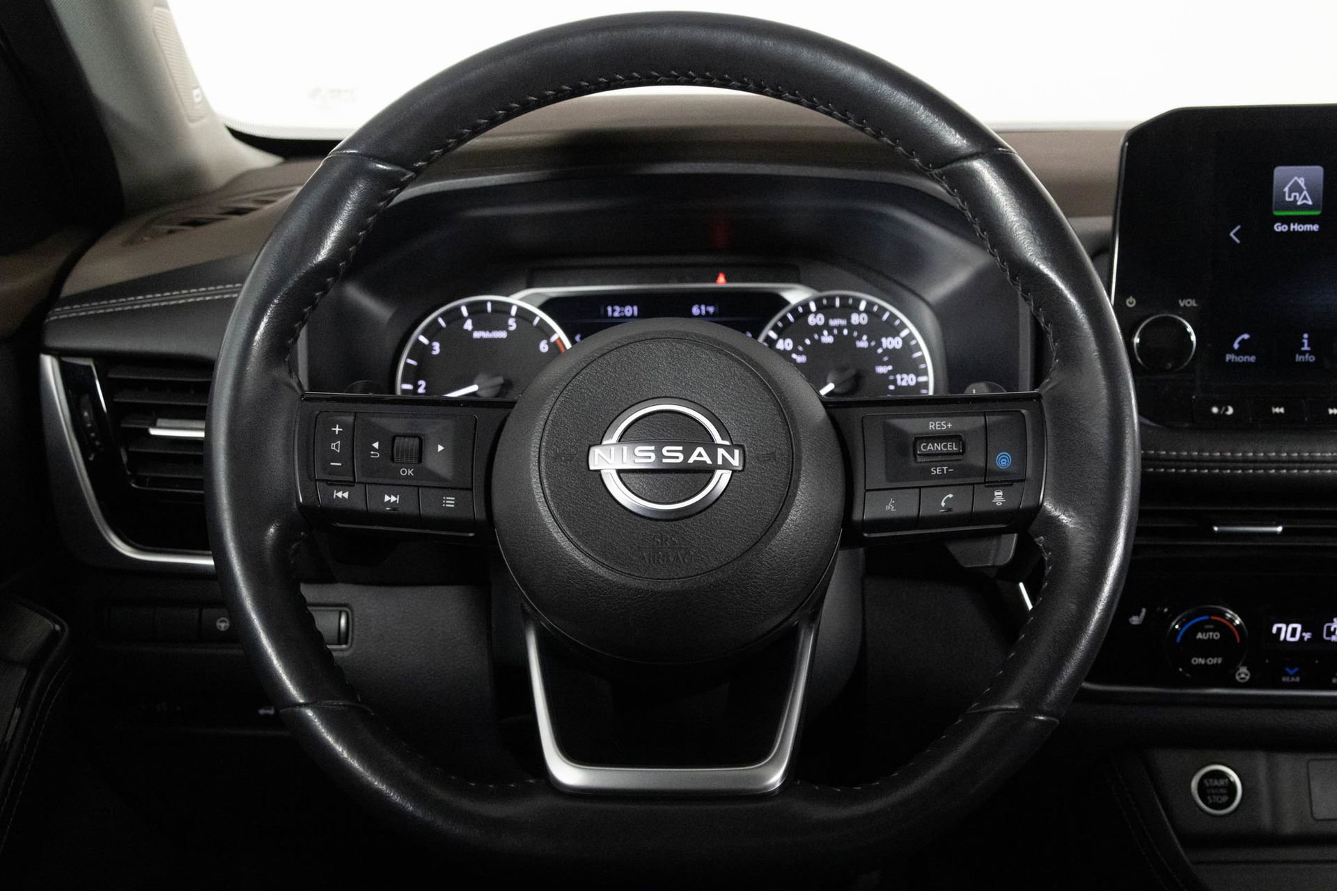 Used 2023 Nissan Rogue SL w/ SL Premium Package image 29