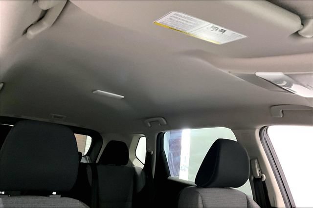 Used 2021 Nissan Rogue S AWD/4WD image 33