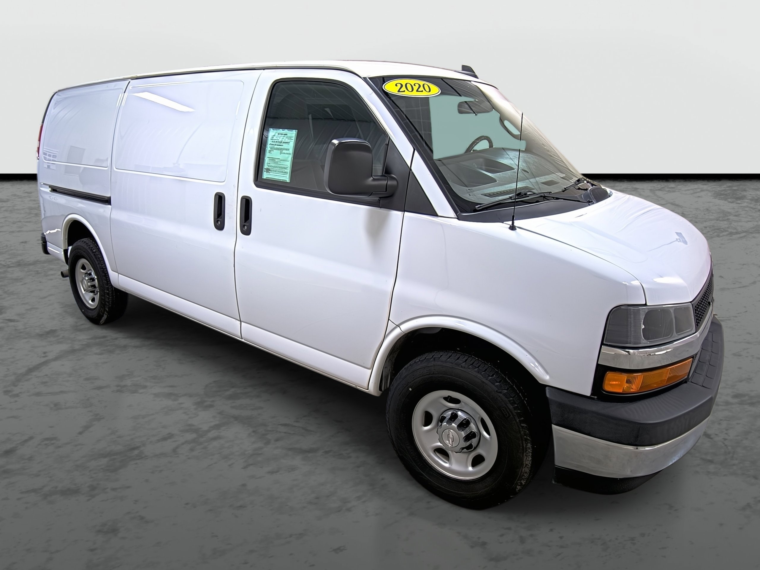 Used 2020 Chevrolet Express 2500 w/ Driver Convenience Package RWD image 5