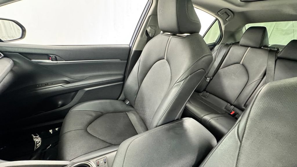 Used 2024 Toyota Camry XSE w/ Navigation Package FWD image 13