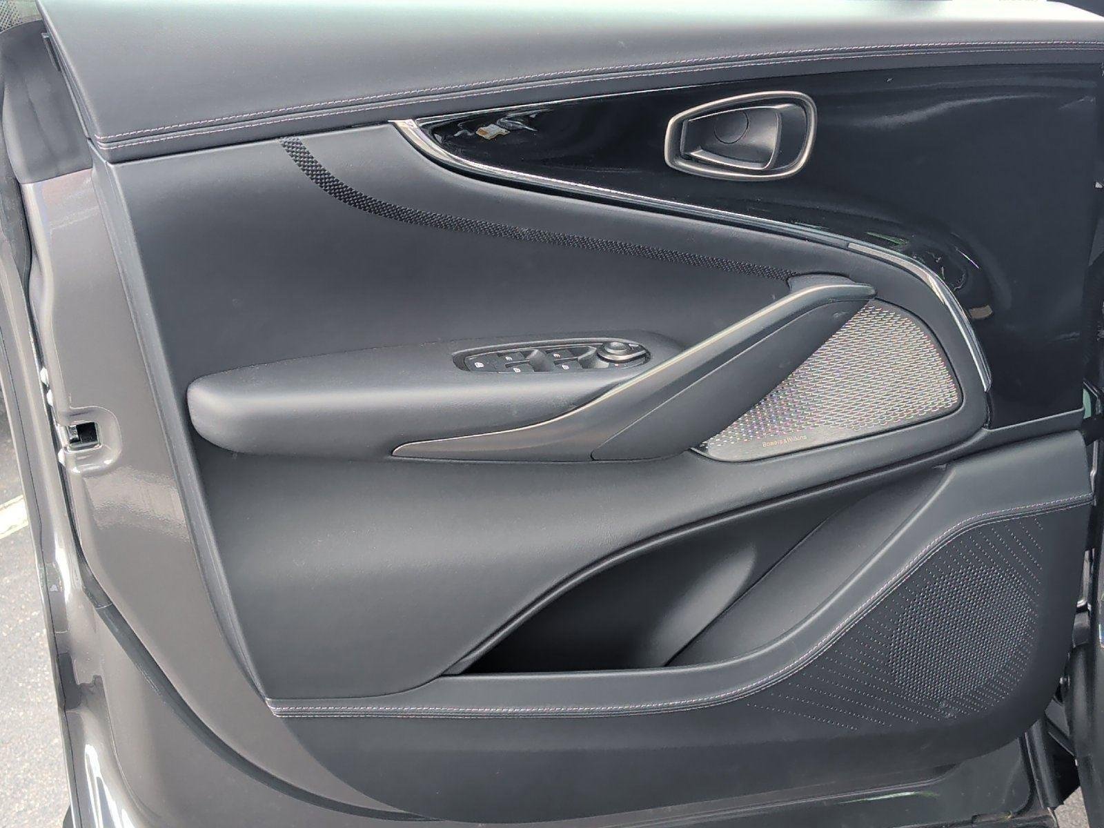 Used 2025 Aston Martin DBX 707 AWD/4WD image 13