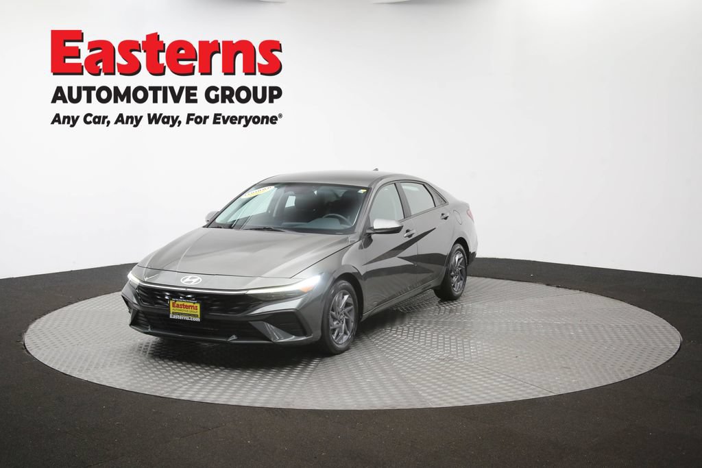 Used 2024 Hyundai Elantra SEL FWD image 53