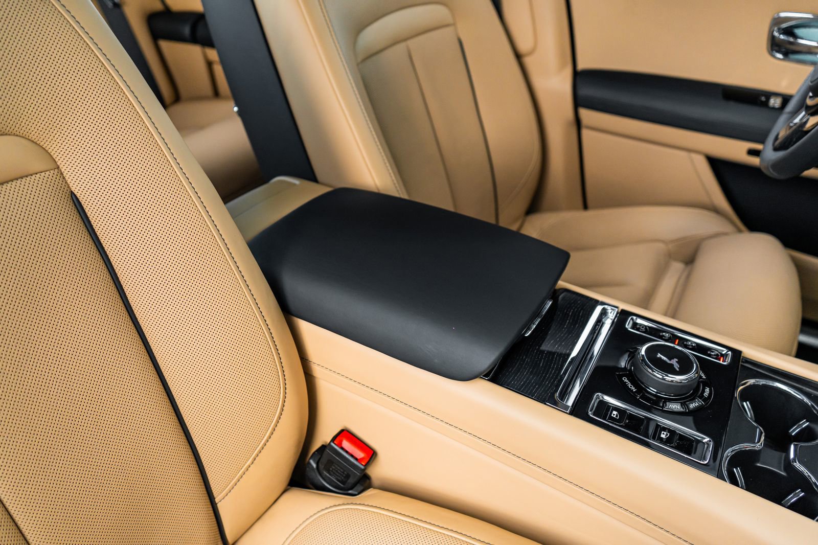 Used 2022 Rolls-Royce Ghost w/ Ghost Package image 54