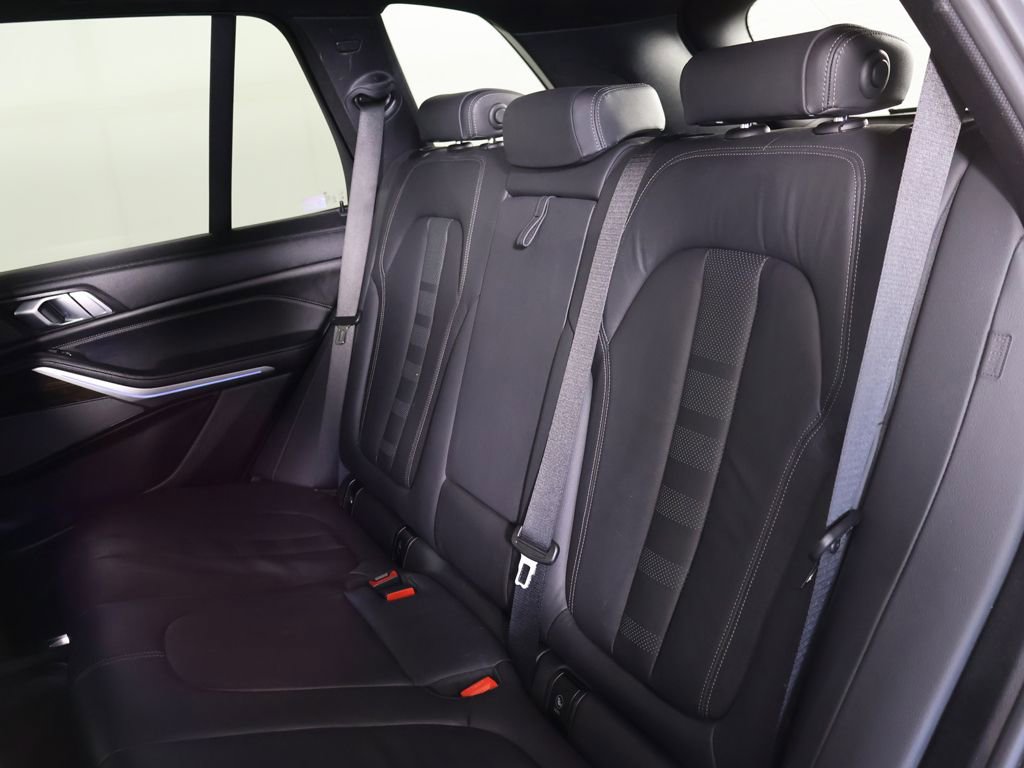 Used 2020 BMW X5 M50i w/ Premium Package AWD/4WD image 34