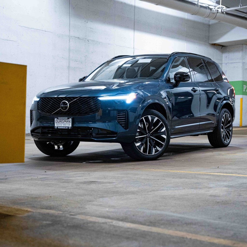 New 2026 Volvo XC90 B6 Ultra AWD/4WD image 1