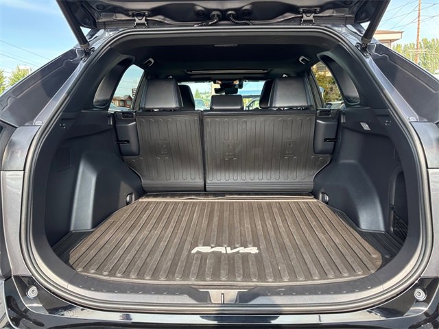 Used 2020 Toyota RAV4 XSE image 33