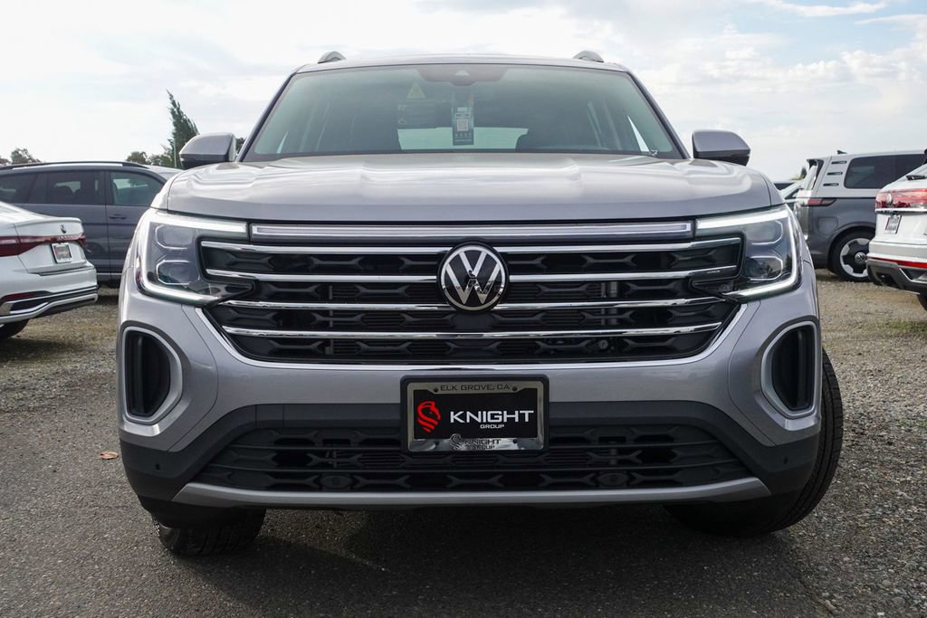 New 2026 Volkswagen Atlas SE image 4