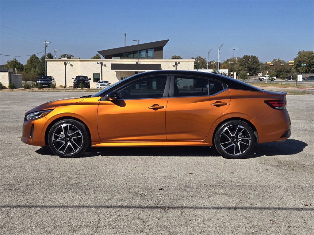 Used 2024 Nissan Sentra SR image 3