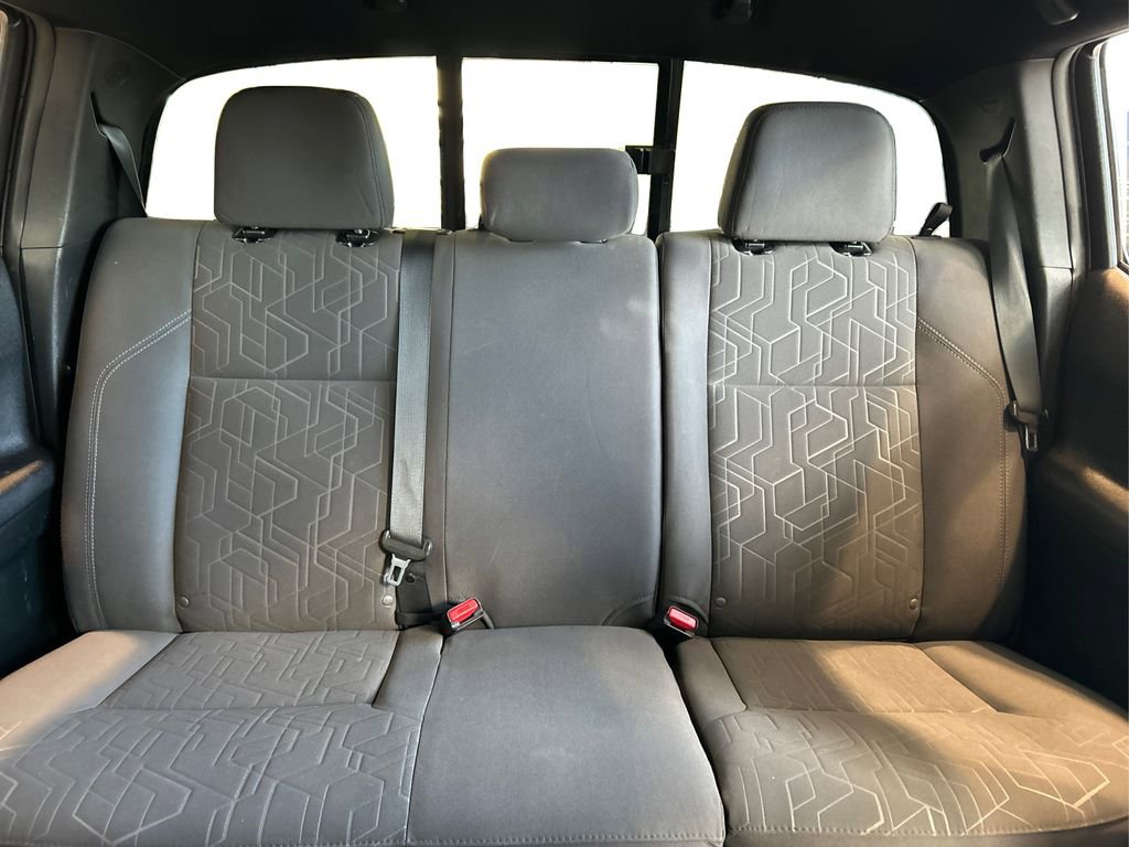 Used 2016 Toyota Tacoma TRD Off-Road image 18