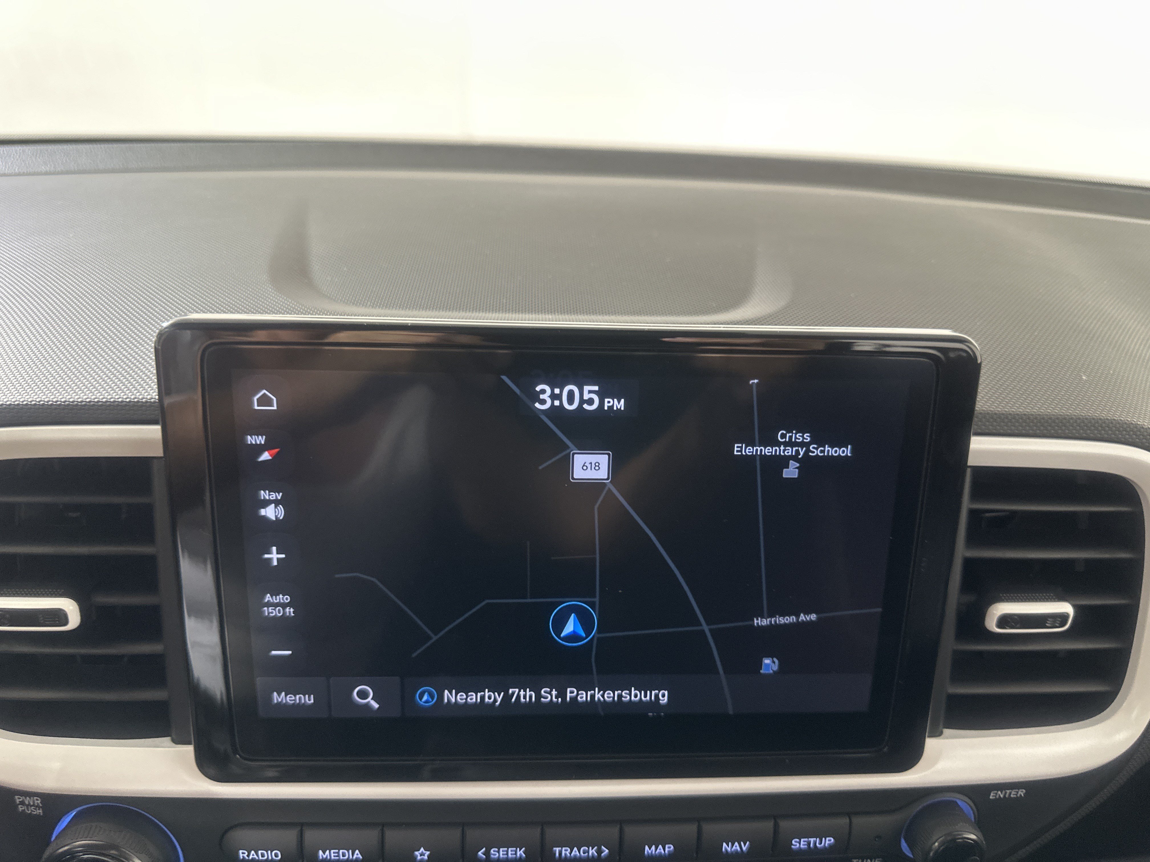 New 2025 Hyundai Venue Limited FWD image 16