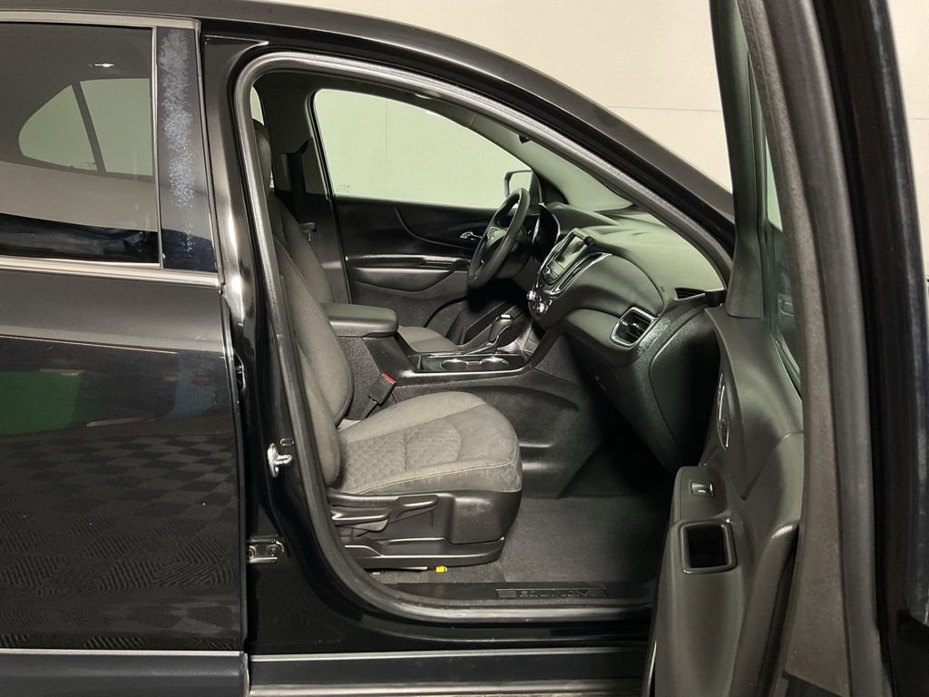 Used 2019 Chevrolet Equinox LT image 34