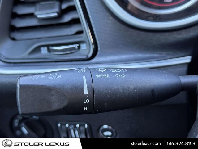 Used 2016 Dodge Challenger R/T Scat Pack w/ Leather Interior Group image 23